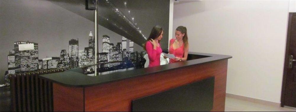 Downtown Apart Hotel Bane Belgrado Buitenkant foto