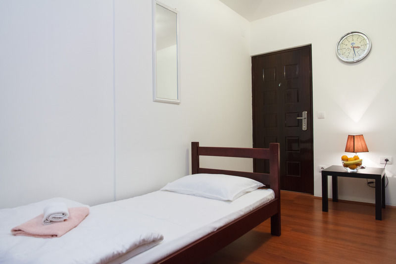 Downtown Apart Hotel Bane Belgrado Buitenkant foto