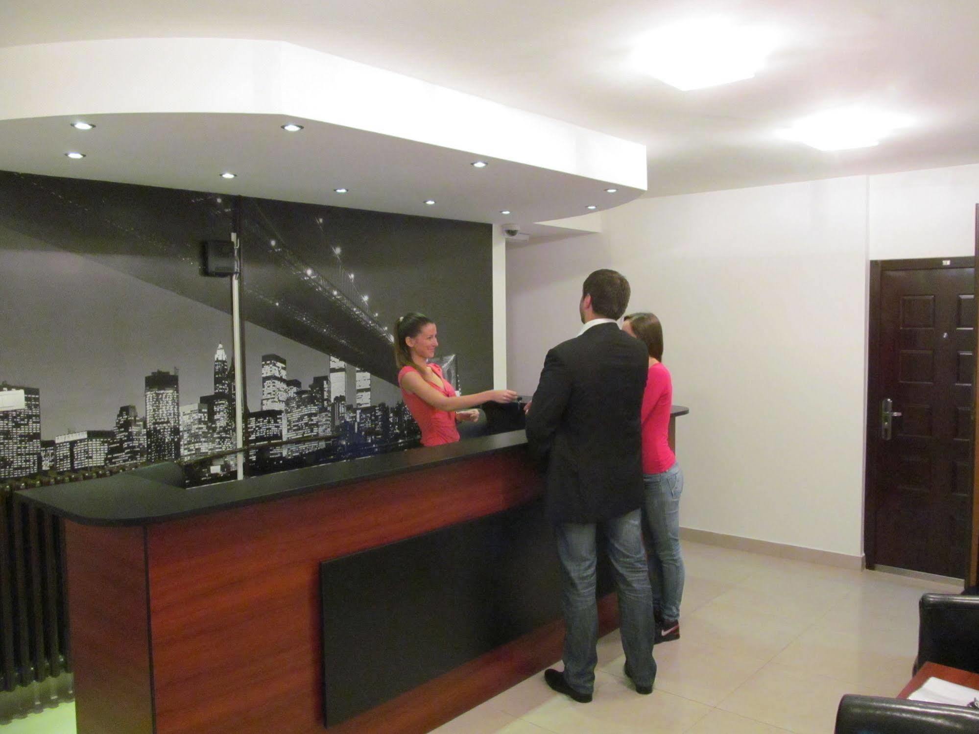 Downtown Apart Hotel Bane Belgrado Buitenkant foto