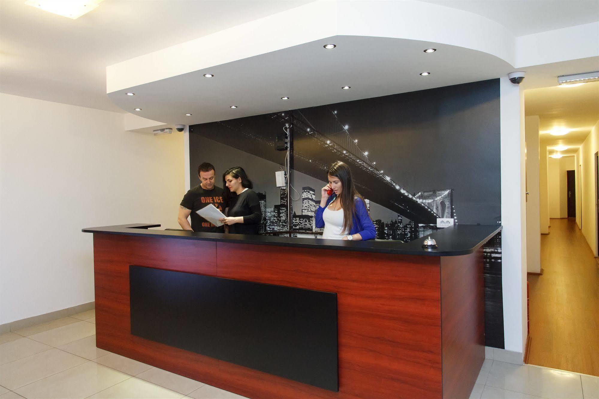 Downtown Apart Hotel Bane Belgrado Buitenkant foto